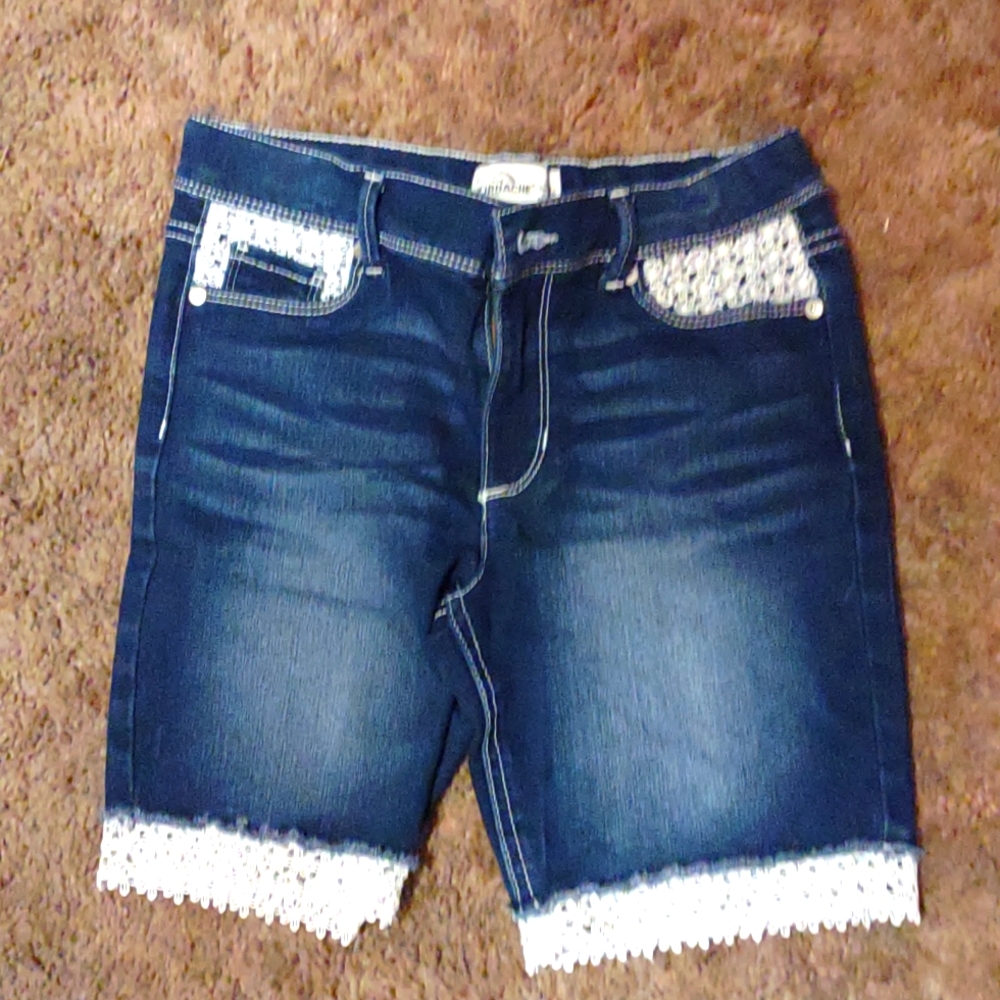 Jordache lace shorts